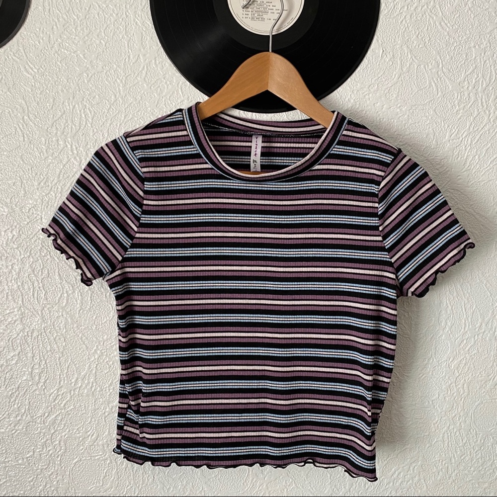 Stripped Crop Top